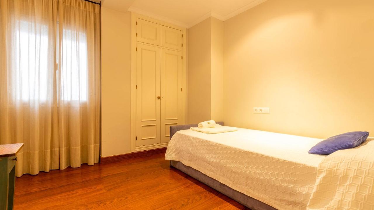 Apartamento Arenal - 3 Habitaciones Sevilla Exteriör bild
